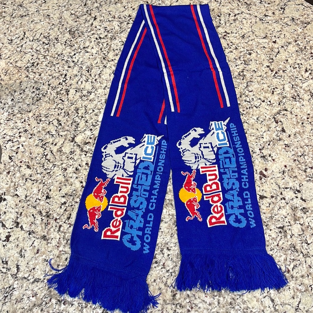 Red Bull Crashed Ice World Championship Scarf NEW